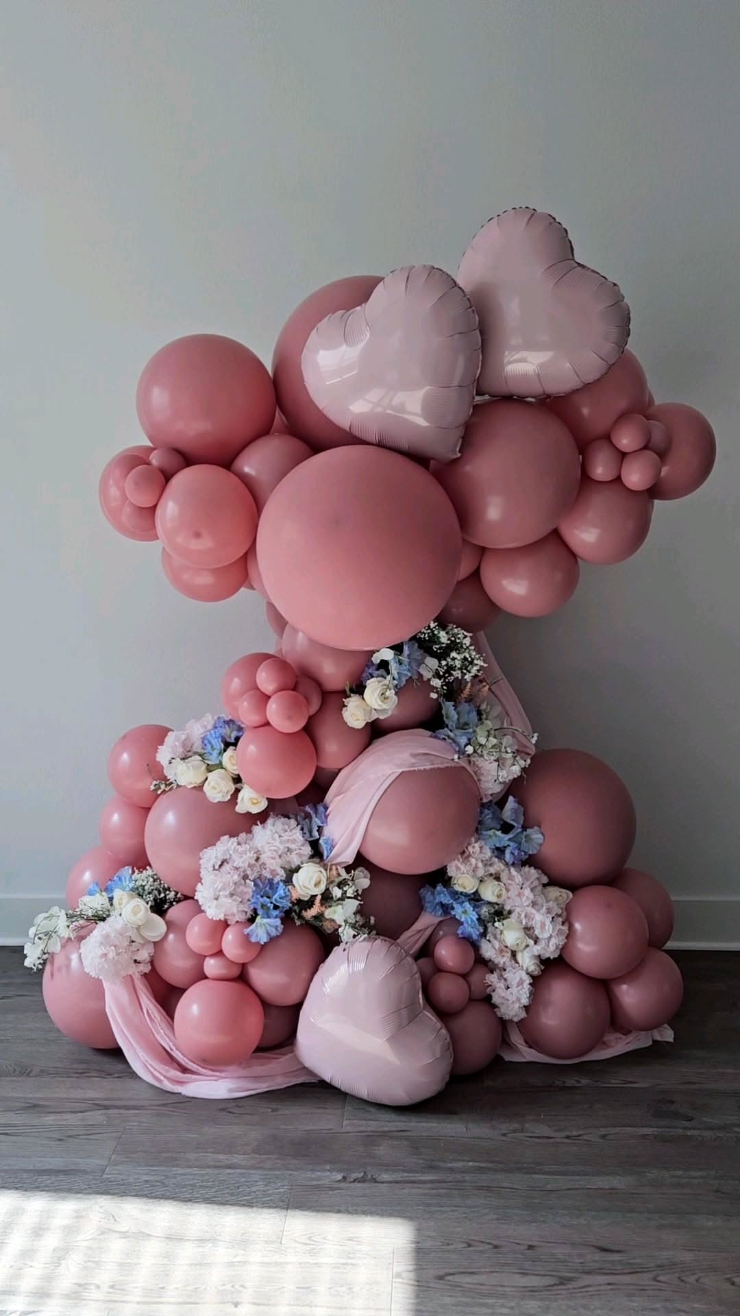 Pink and rose-gold balloon arrangement